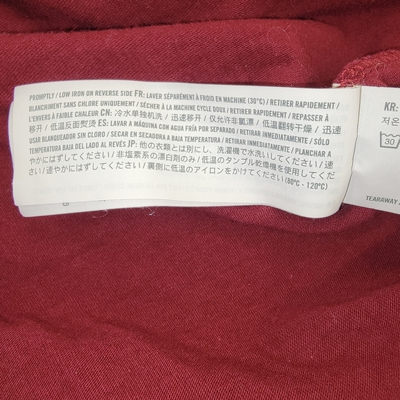 Hollister Burgundy and White Short Sleeve Tee - Picture 7 of 7